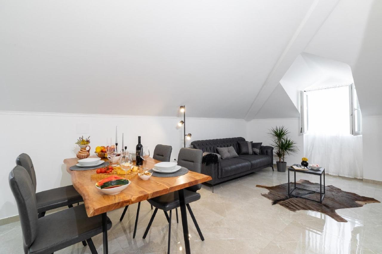 Apartment Dragojevic Vela Luka Ngoại thất bức ảnh